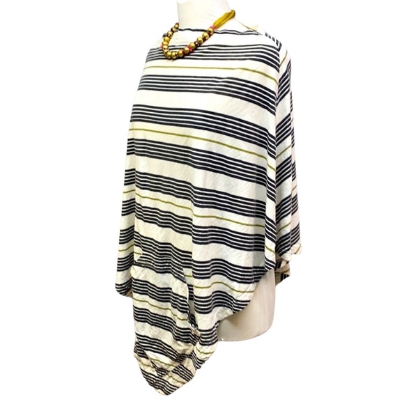 Rock Flower Paper Ivory & Black Striped Poncho - Picture 3 of 6